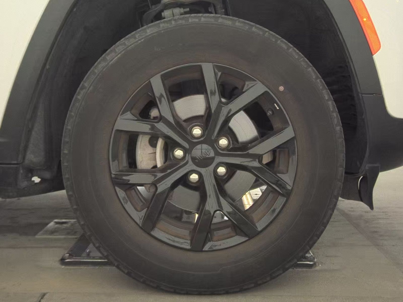 2024 Jeep Grand Cherokee Altitude RWD