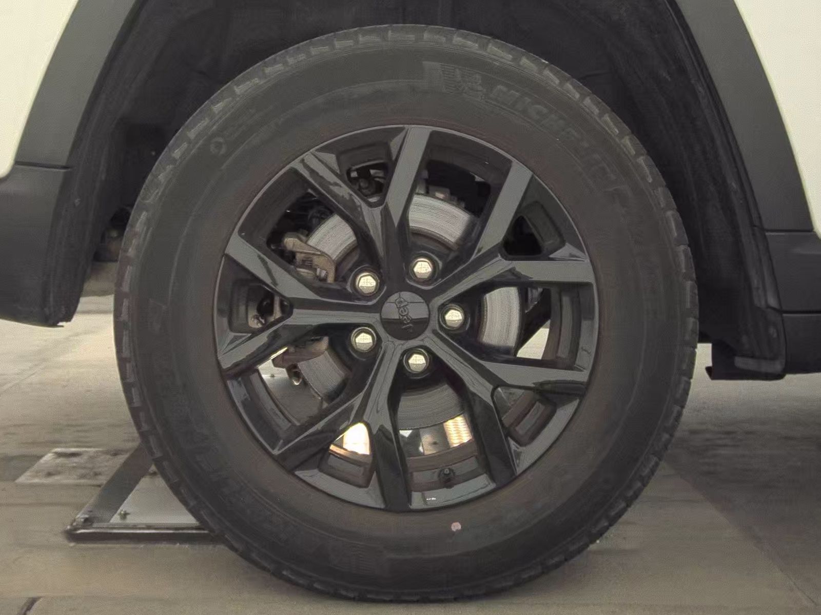 2024 Jeep Grand Cherokee Altitude RWD