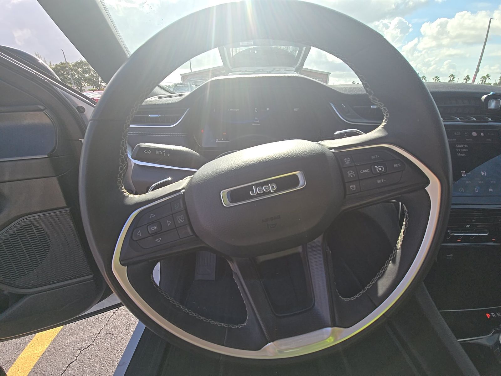 2024 Jeep Grand Cherokee Altitude RWD