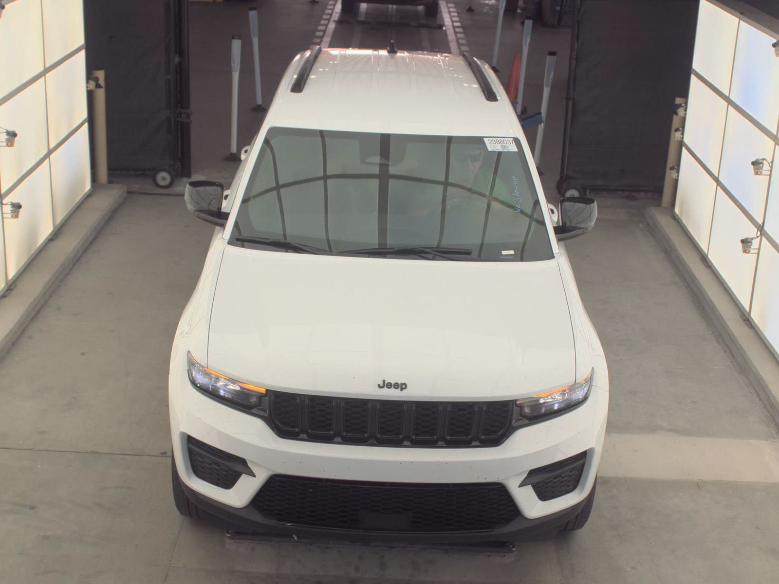 2024 Jeep Grand Cherokee Altitude RWD