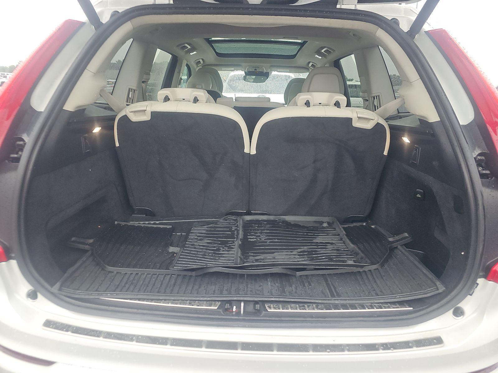 2020 Volvo XC90 T5 Momentum FWD