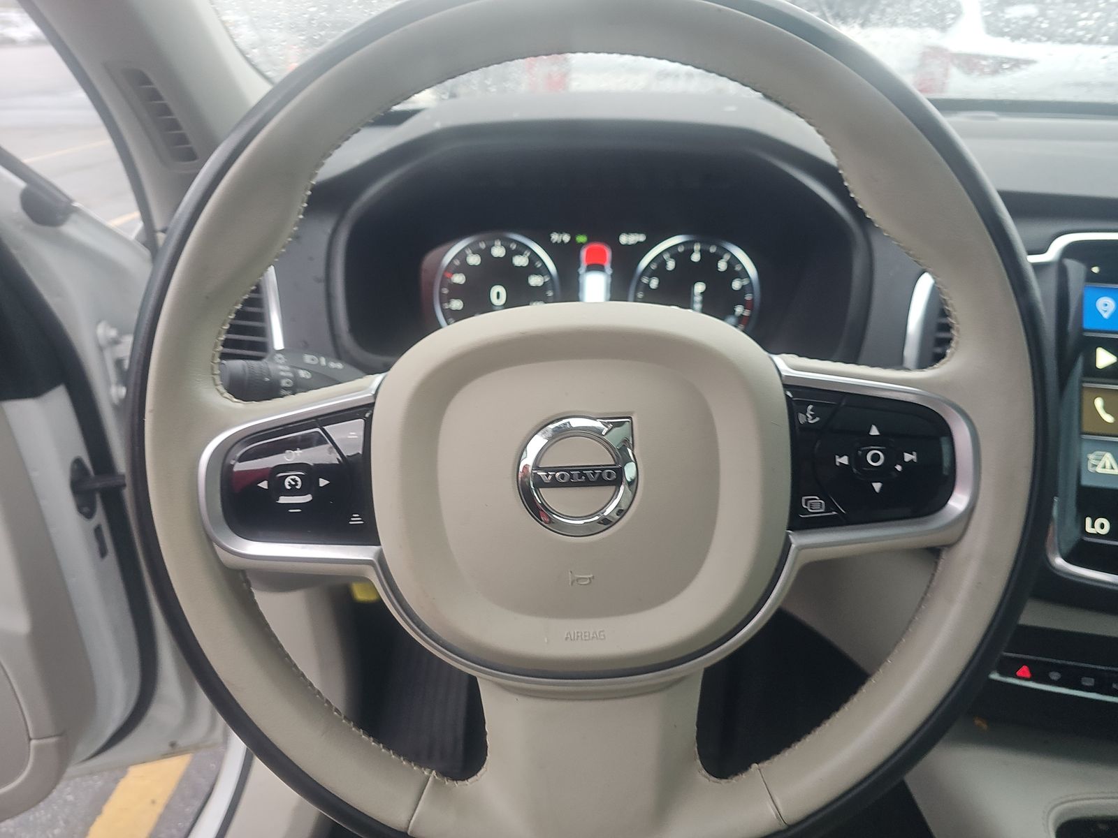 2020 Volvo XC90 T5 Momentum FWD