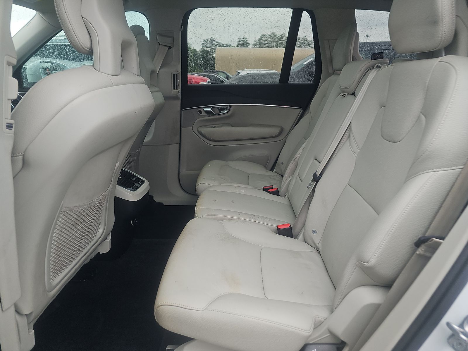 2020 Volvo XC90 T5 Momentum FWD