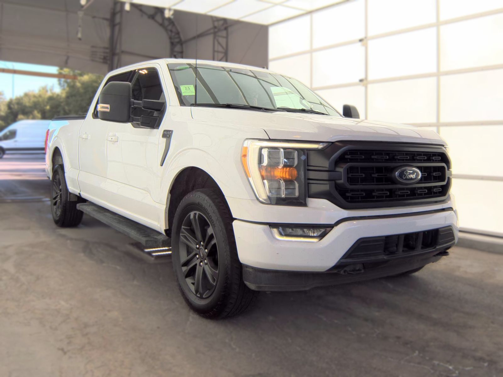 2023 Ford F-150 XLT AWD