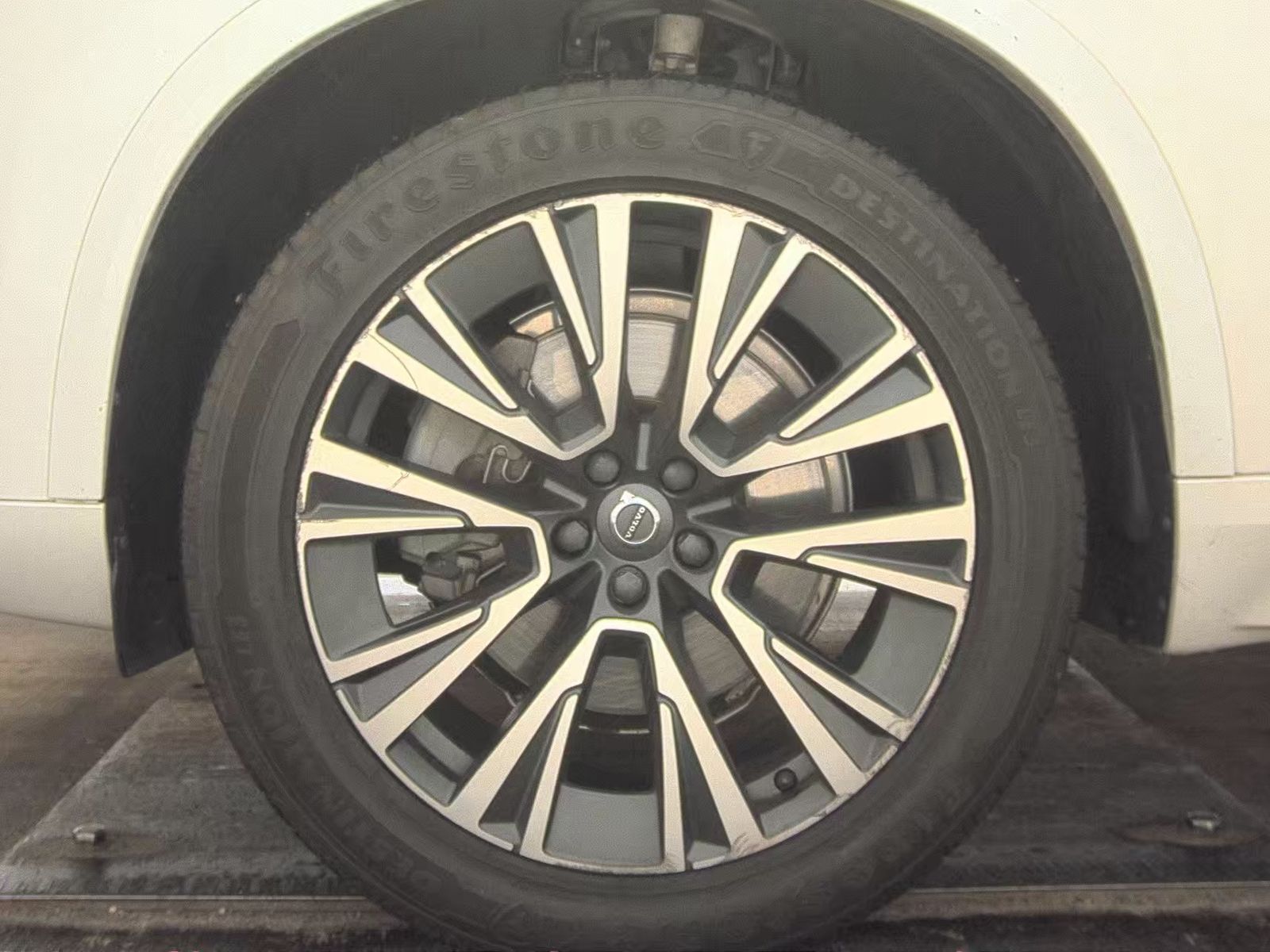 2020 Volvo XC90 T5 Momentum FWD