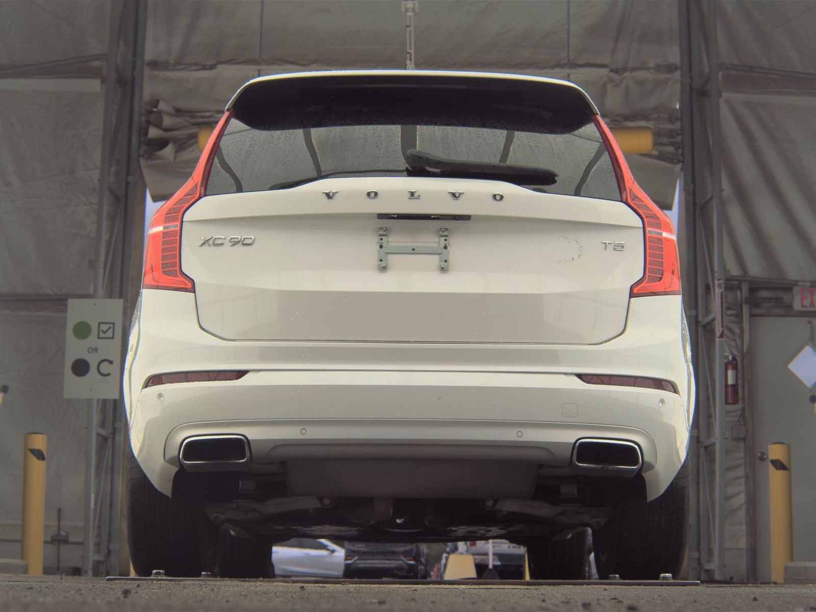 2020 Volvo XC90 T5 Momentum FWD