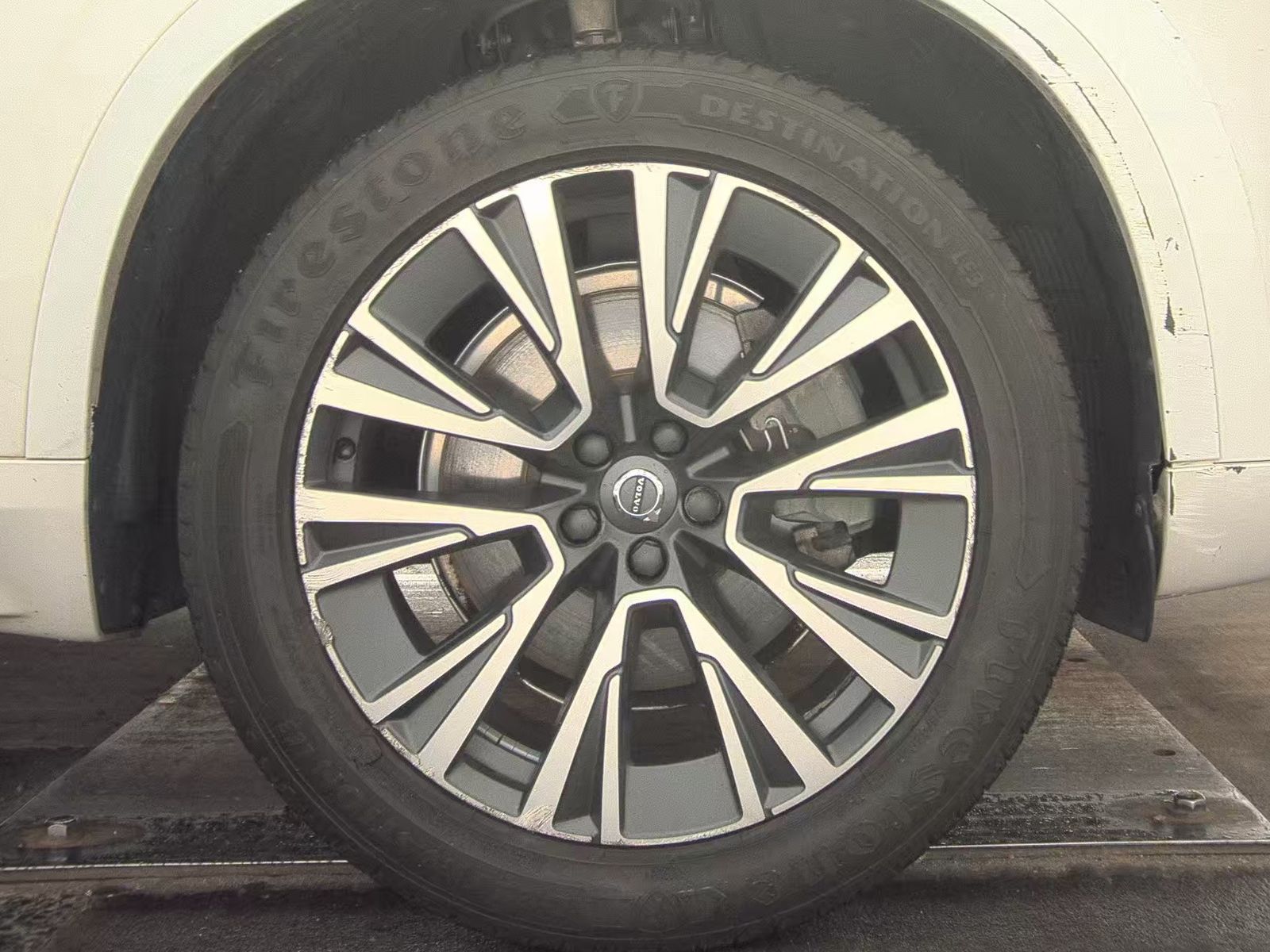 2020 Volvo XC90 T5 Momentum FWD