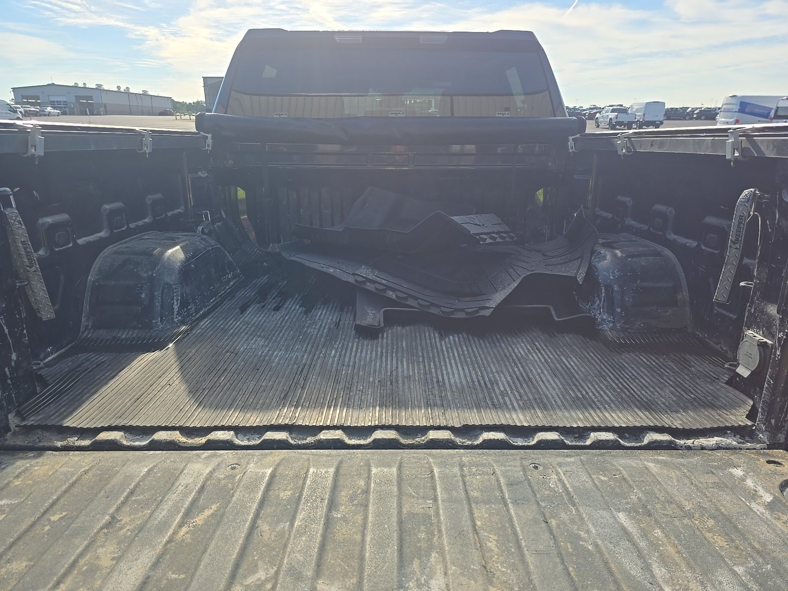 2022 Chevrolet Silverado 1500 Custom AWD