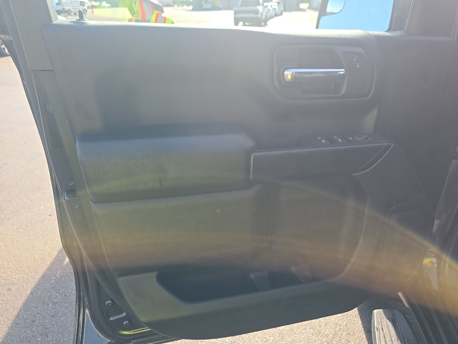 2022 Chevrolet Silverado 1500 Custom AWD