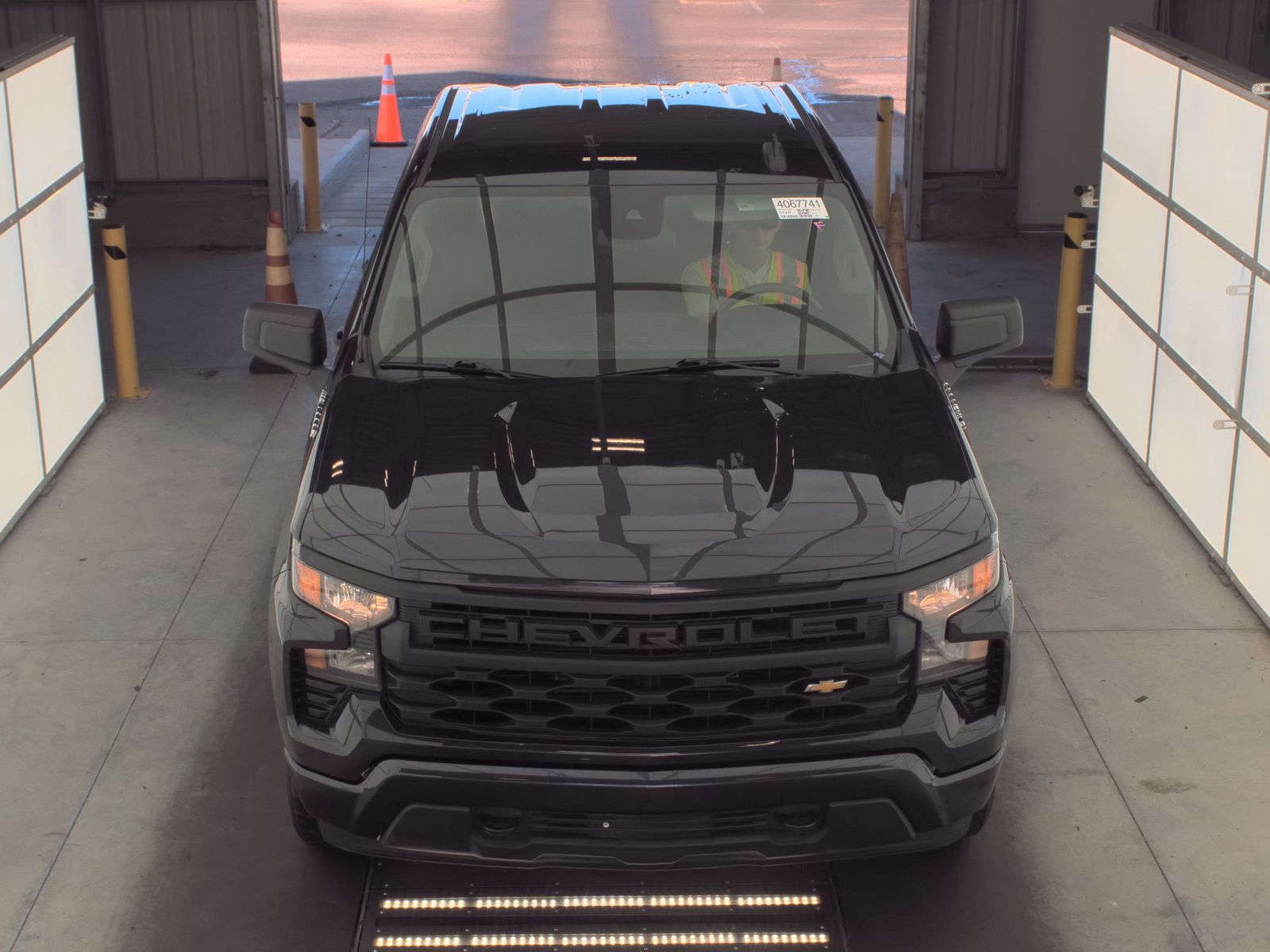 2022 Chevrolet Silverado 1500 Custom AWD