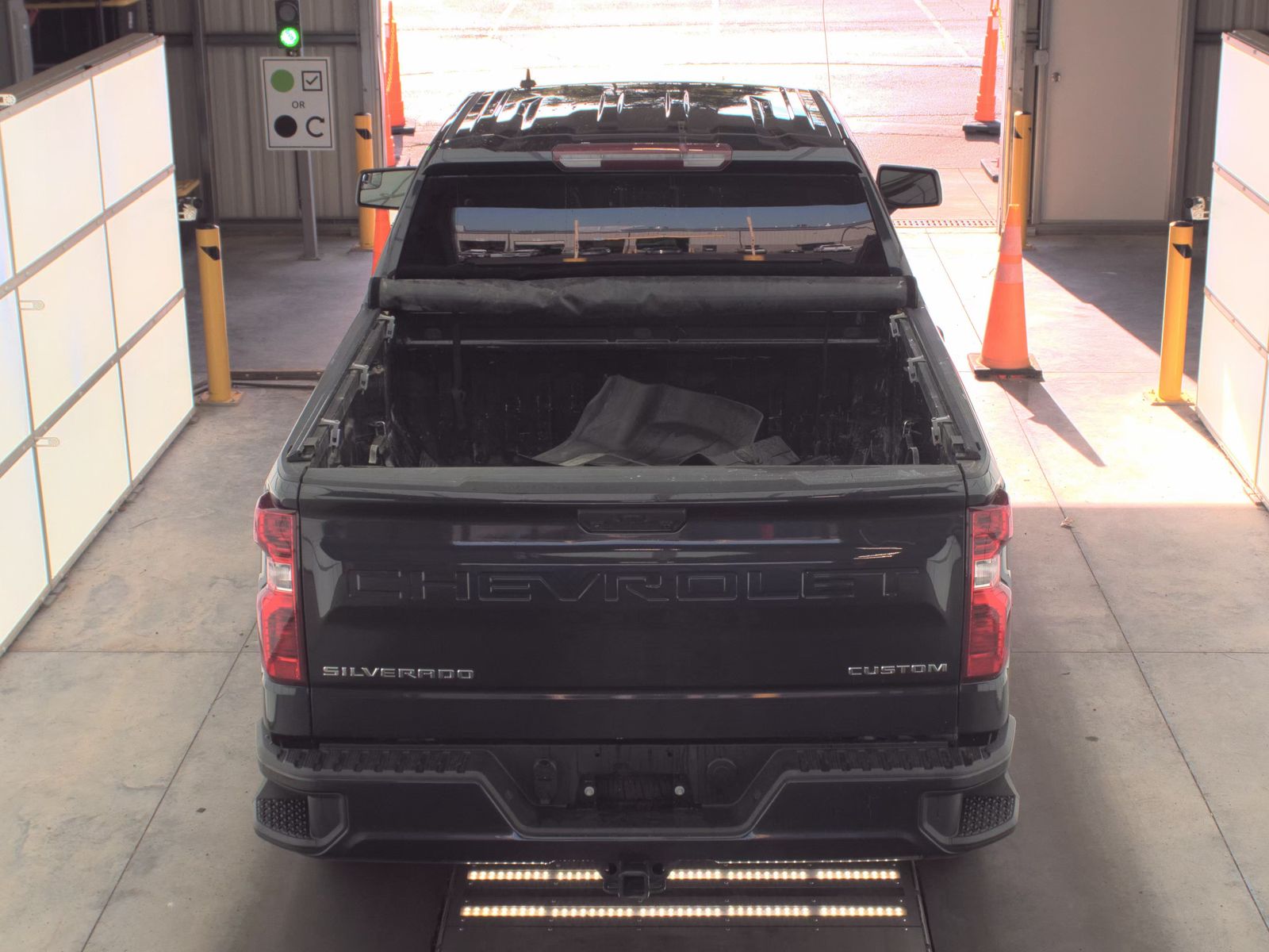 2022 Chevrolet Silverado 1500 Custom AWD