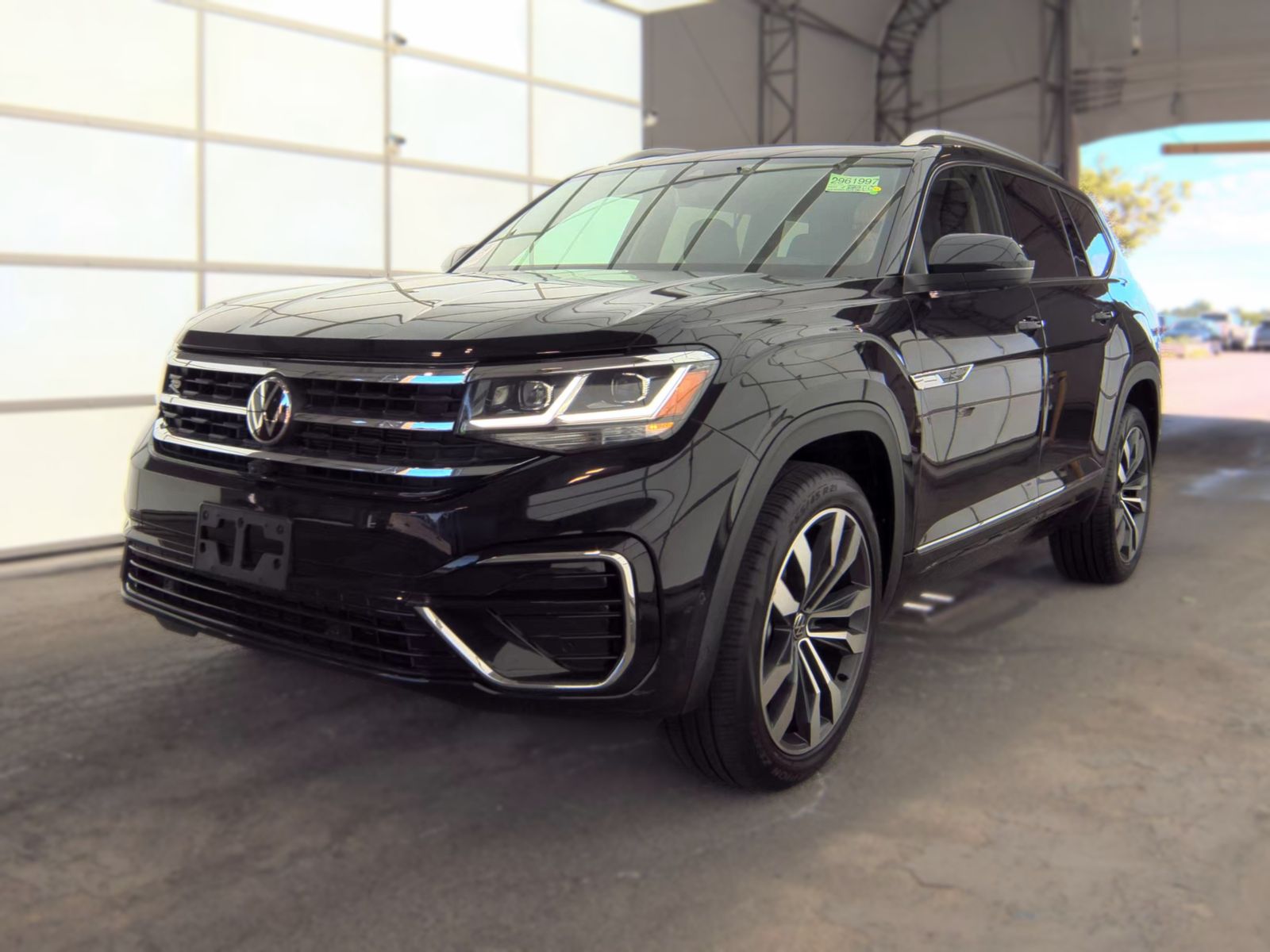 2023 Volkswagen Atlas 3.6L SEL Premium R-Line FWD
