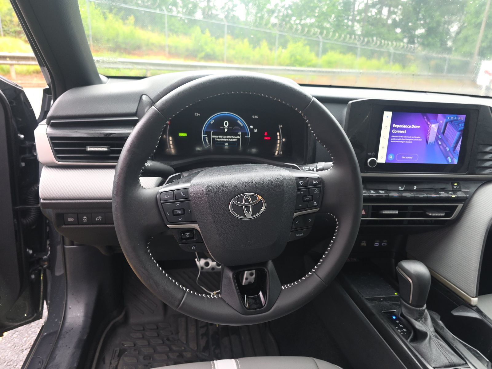 2025 Toyota Camry SE FWD
