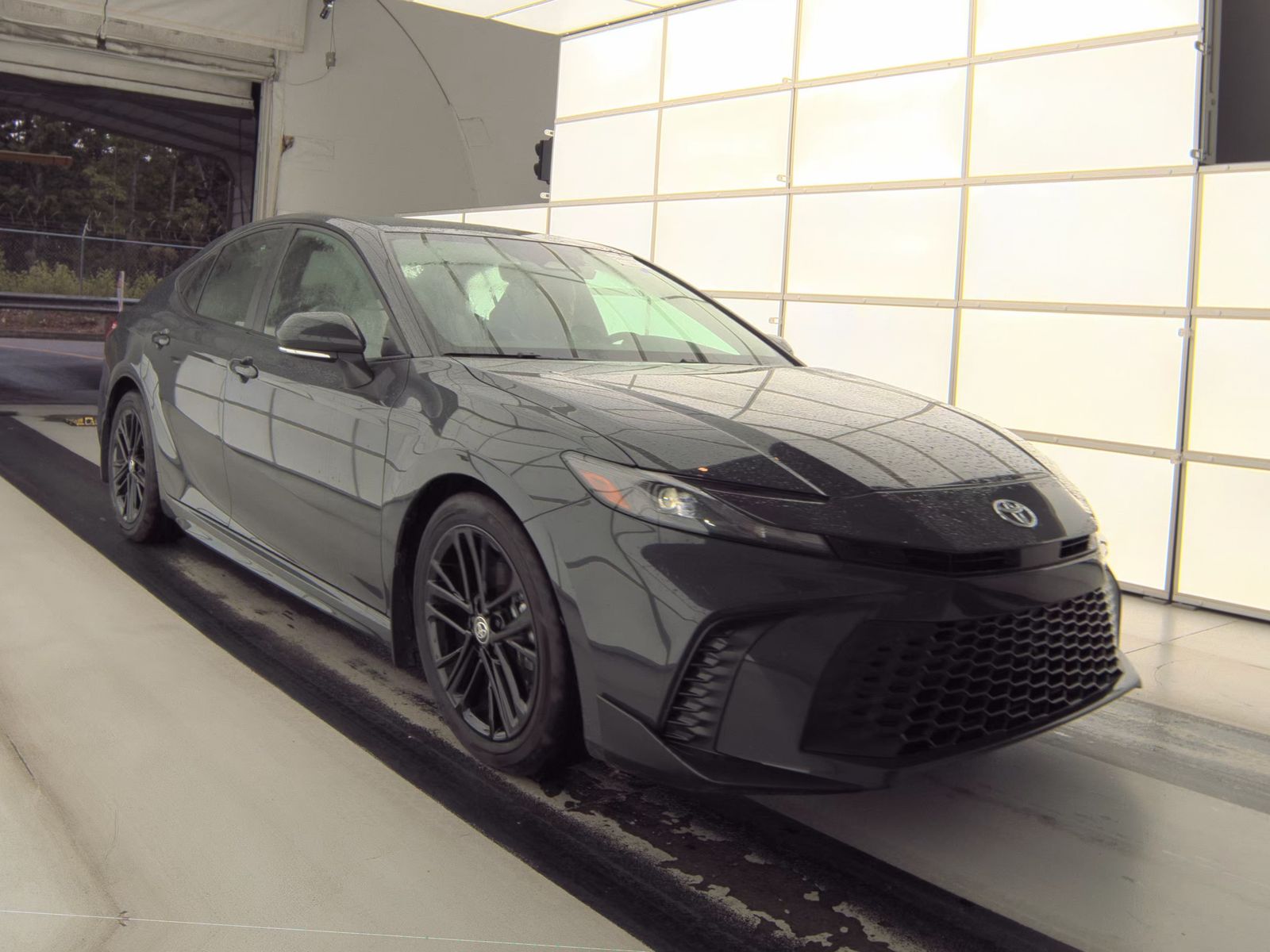 2025 Toyota Camry SE FWD
