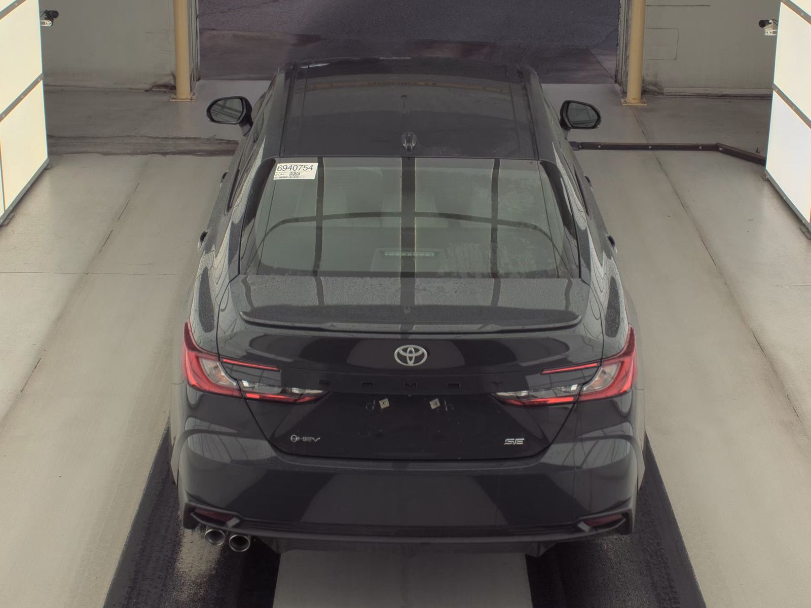2025 Toyota Camry SE FWD