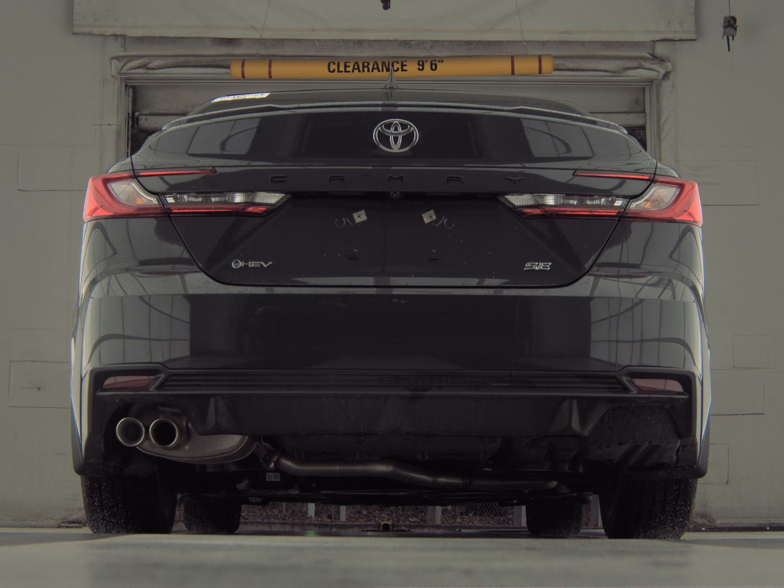 2025 Toyota Camry SE FWD