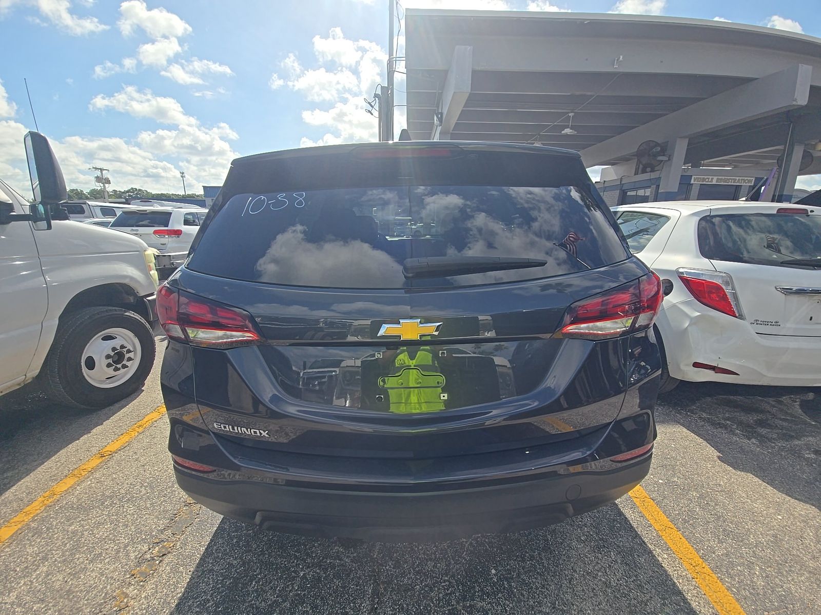 2022 Chevrolet Equinox LS FWD