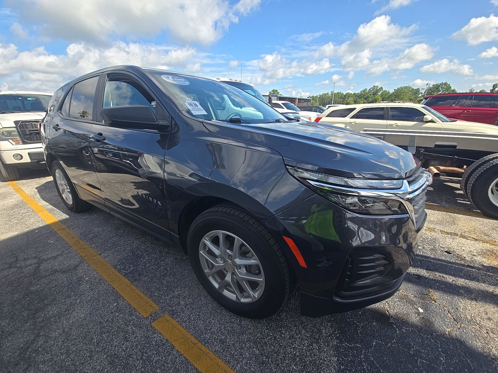 2022 Chevrolet Equinox LS FWD