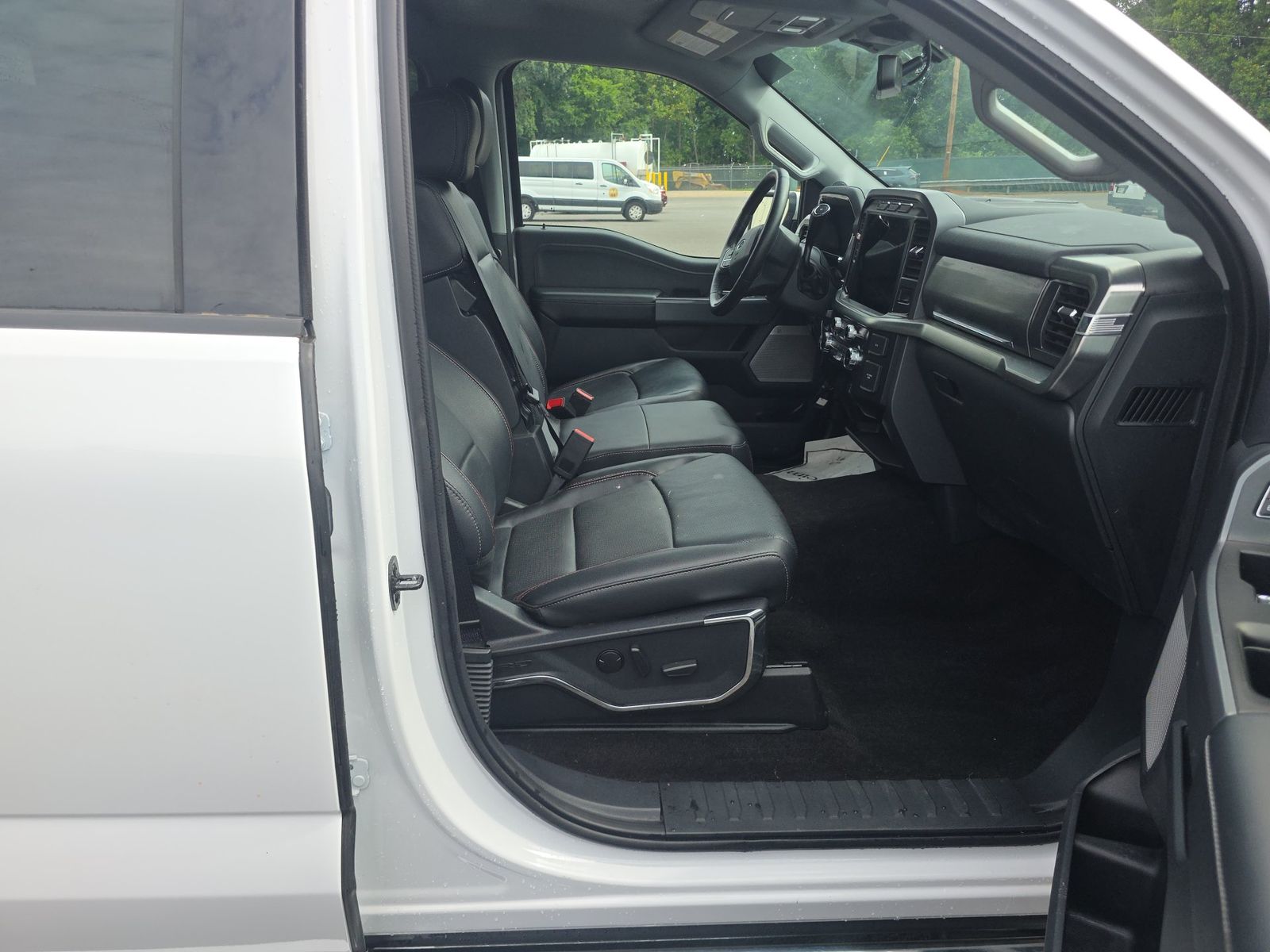 2022 Ford F-150 Hybrid Lariat AWD