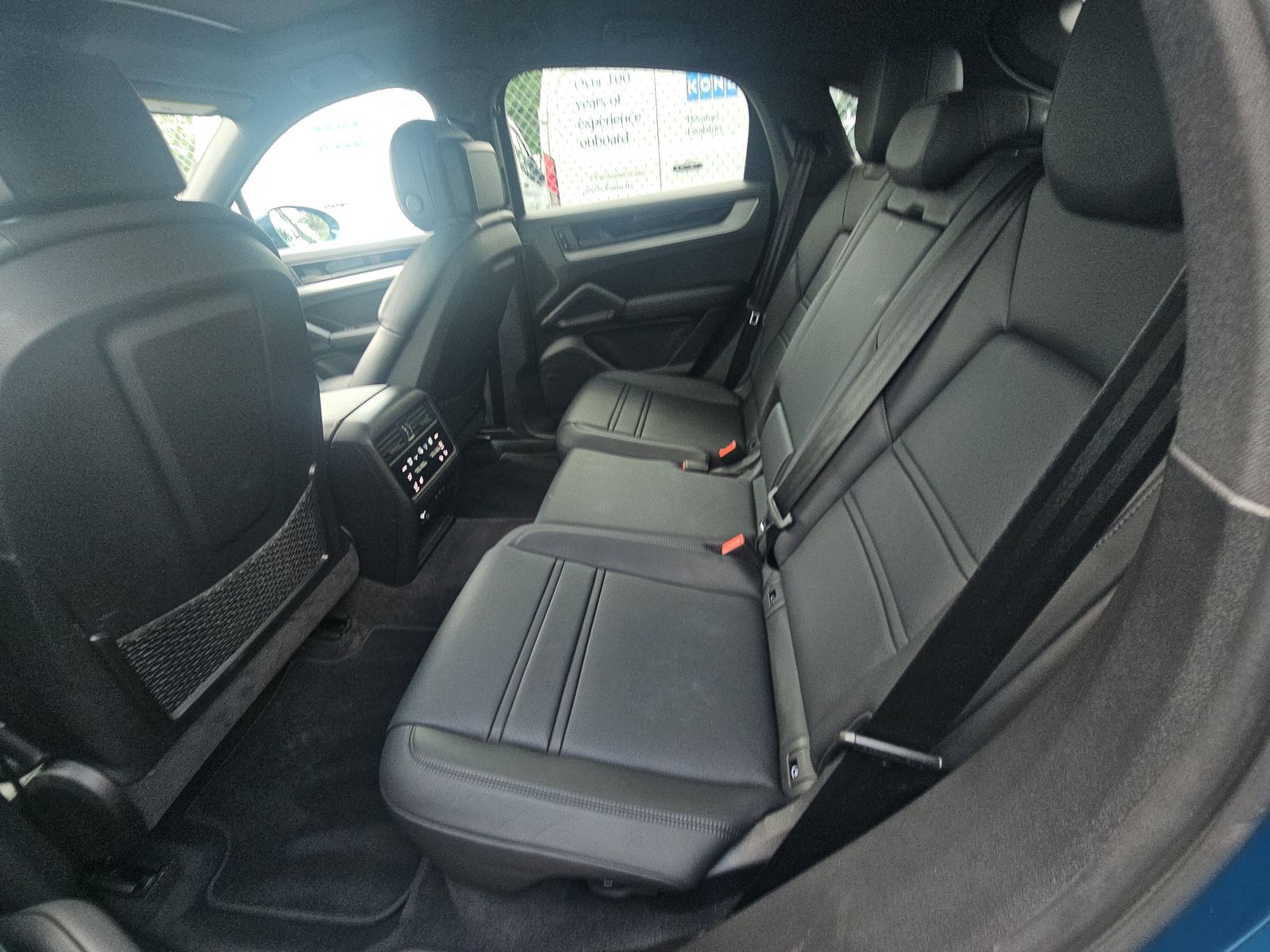 2024 Porsche Cayenne Base AWD
