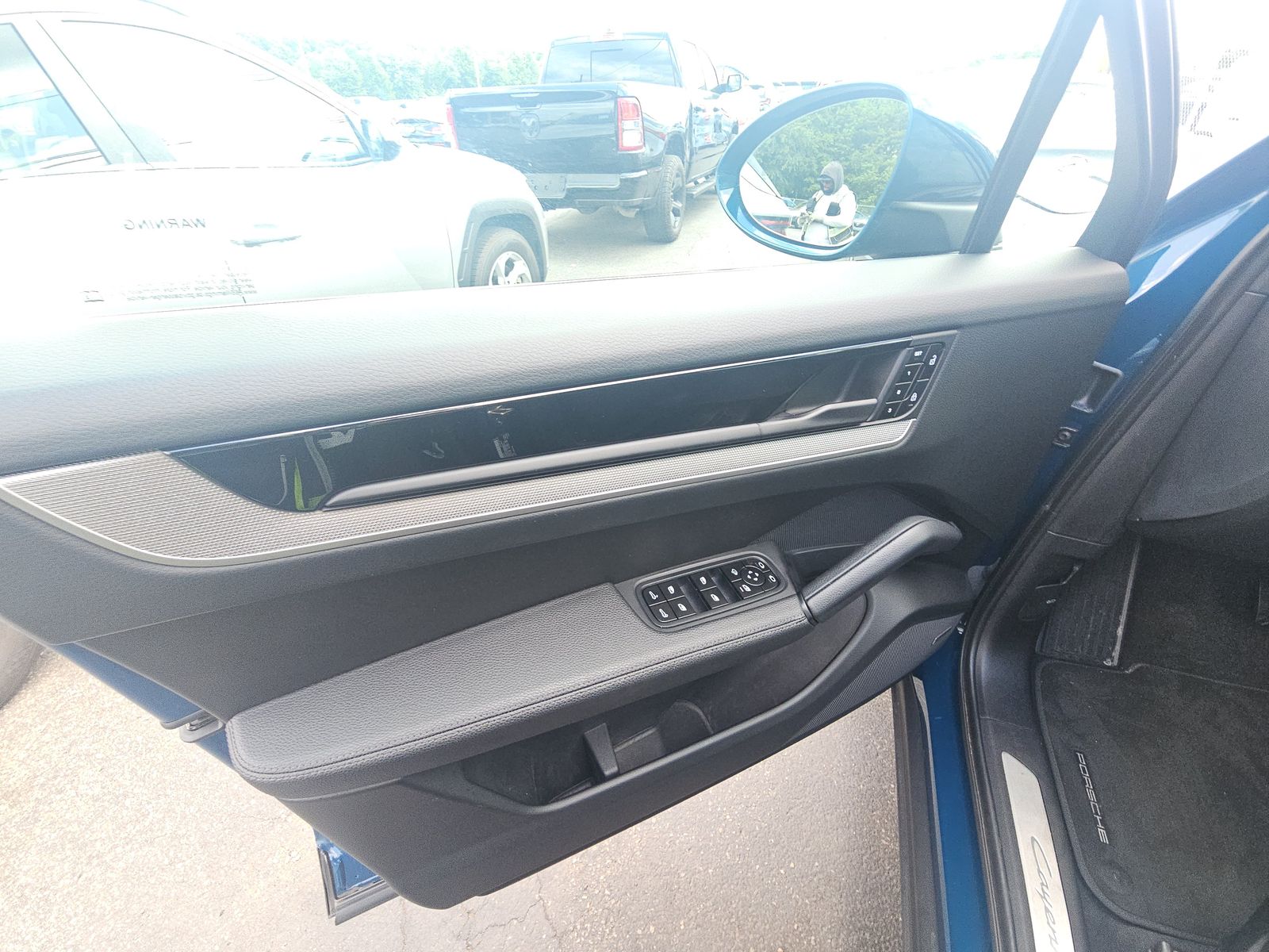2024 Porsche Cayenne Base AWD