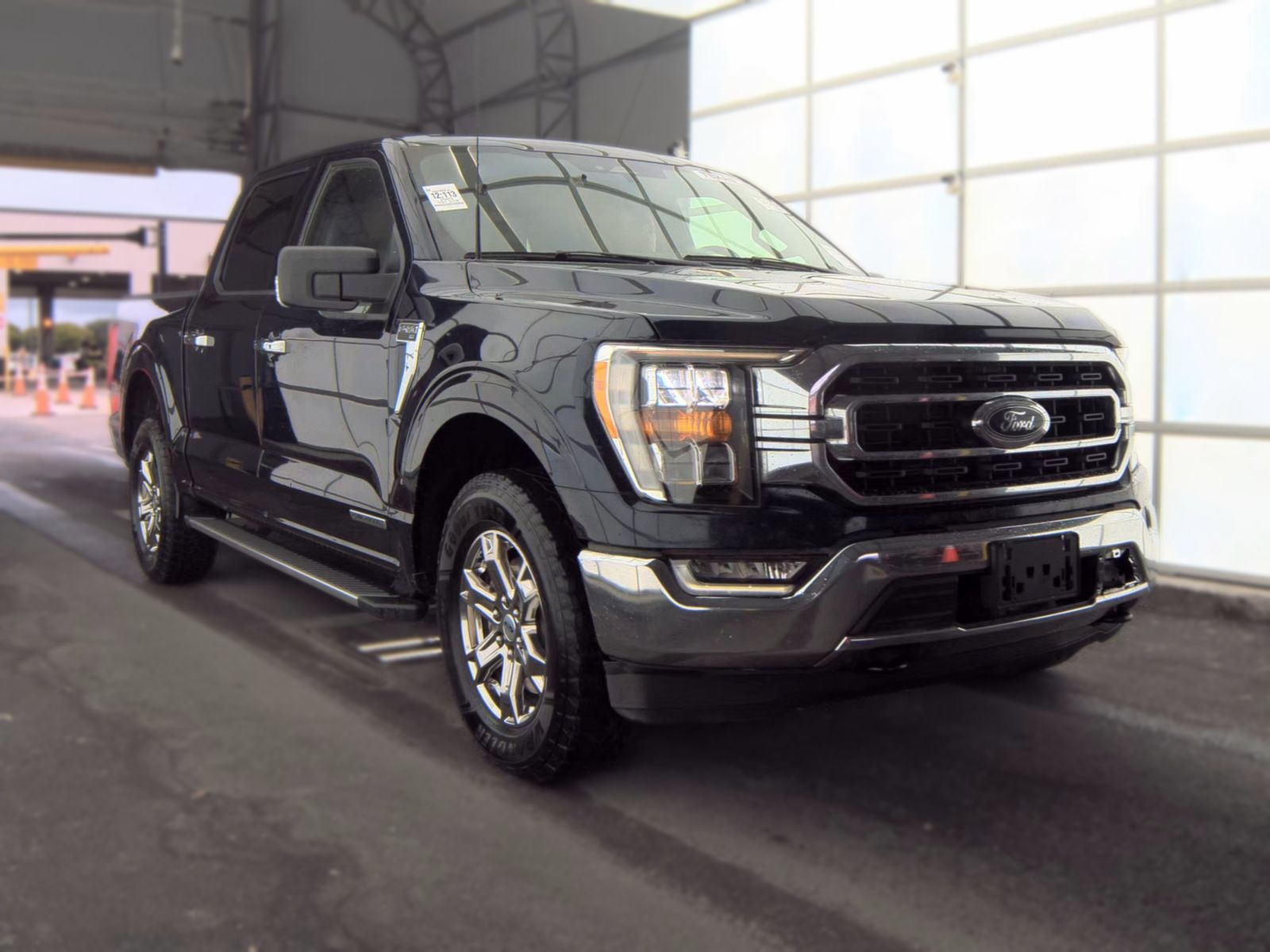 2023 Ford F-150 Hybrid XLT AWD
