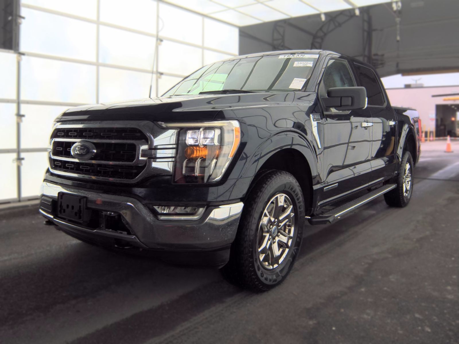 2023 Ford F-150 Hybrid XLT AWD