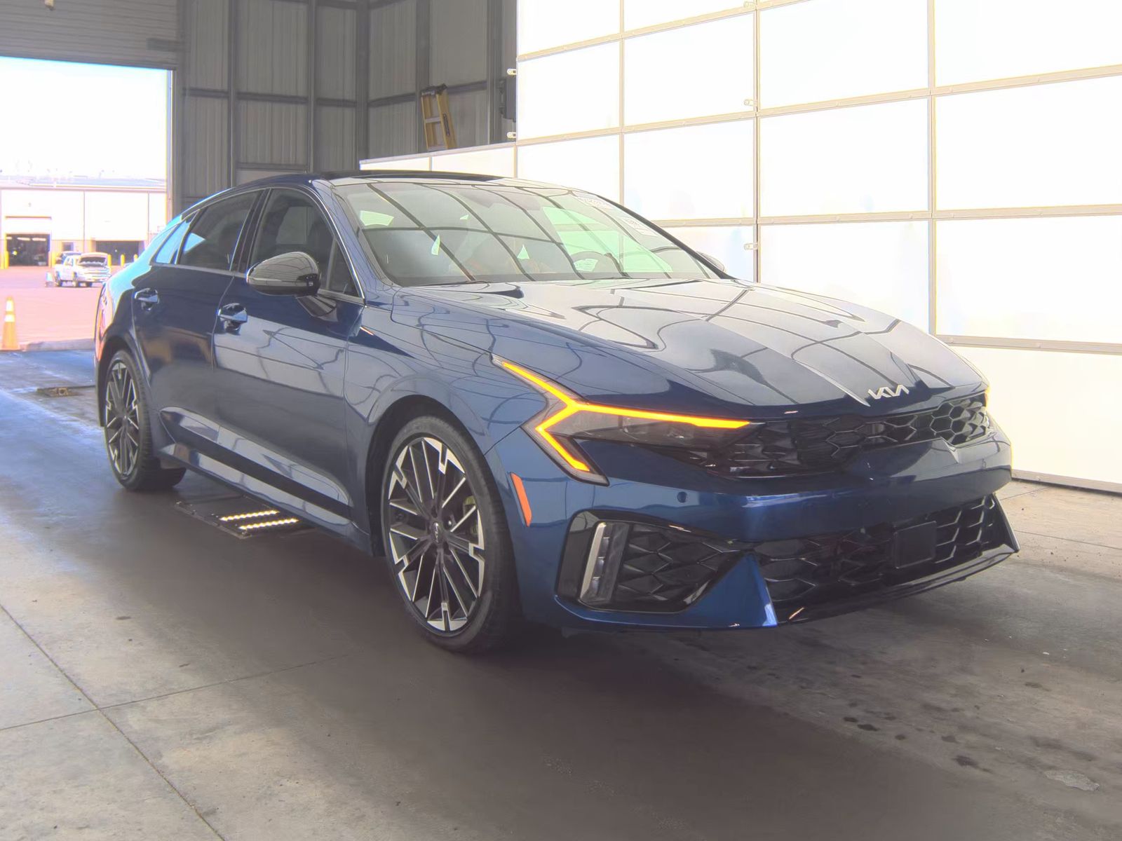 2025 Kia K5 GT FWD