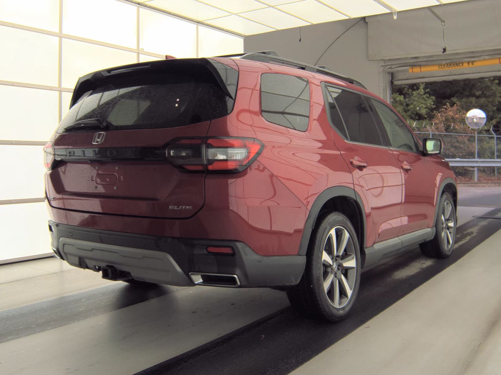 2025 Honda Pilot Elite FWD