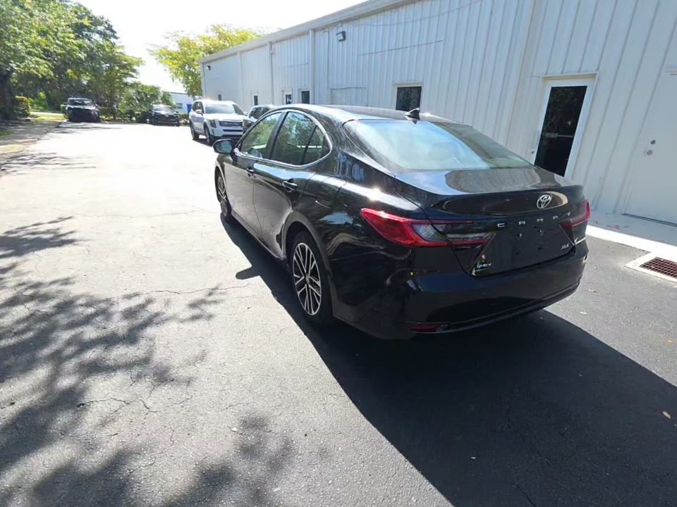 2026 Toyota Camry XLE FWD