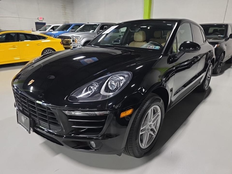 2018 Porsche Macan Base AWD