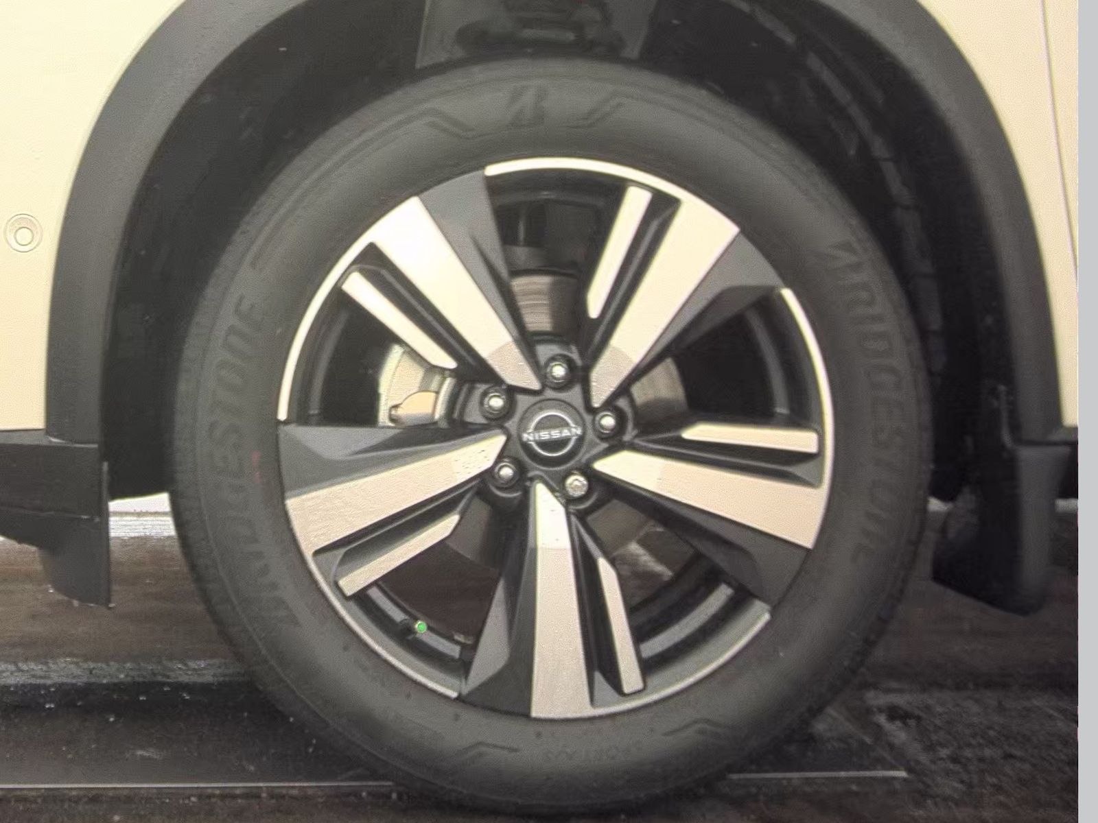 2023 Nissan Rogue SL FWD