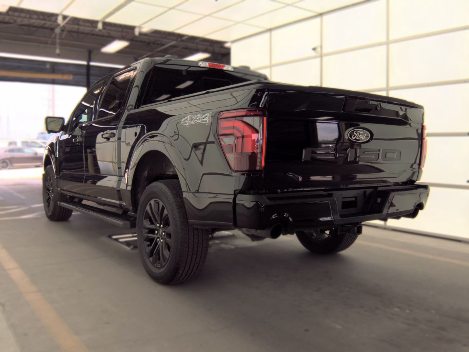 2025 Ford F-150 Lariat AWD