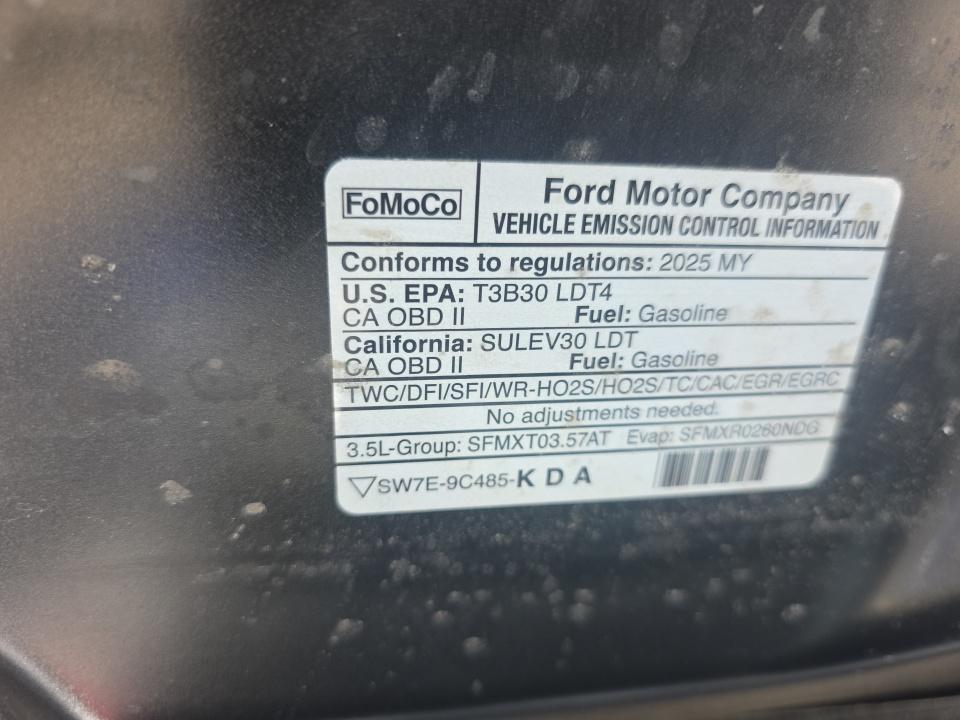 2025 Ford F-150 Lariat AWD