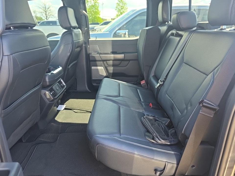 2025 Ford F-150 Lariat AWD