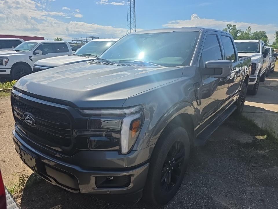 2025 Ford F-150 Lariat AWD