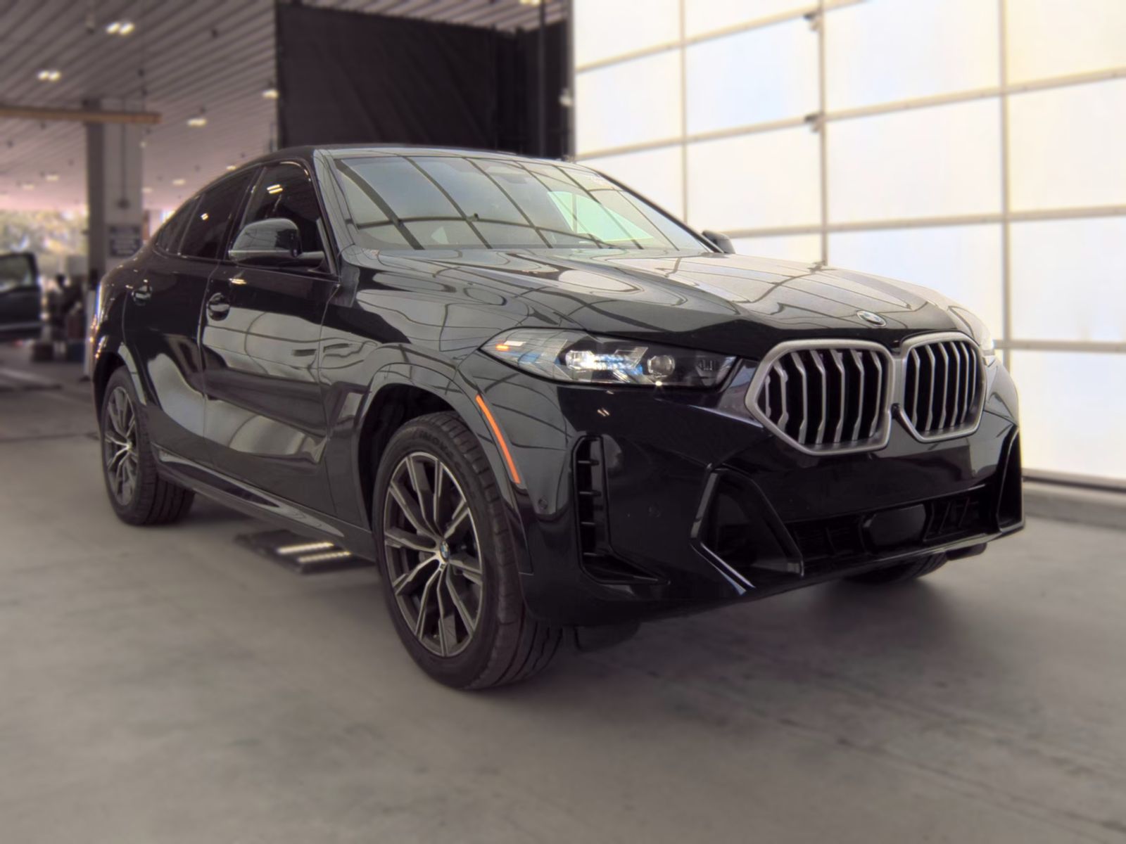 2025 BMW X6 xDrive40i AWD