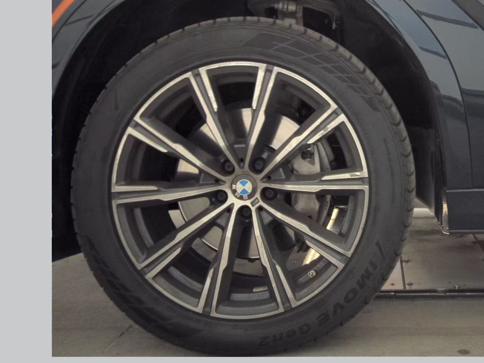 2025 BMW X6 xDrive40i AWD