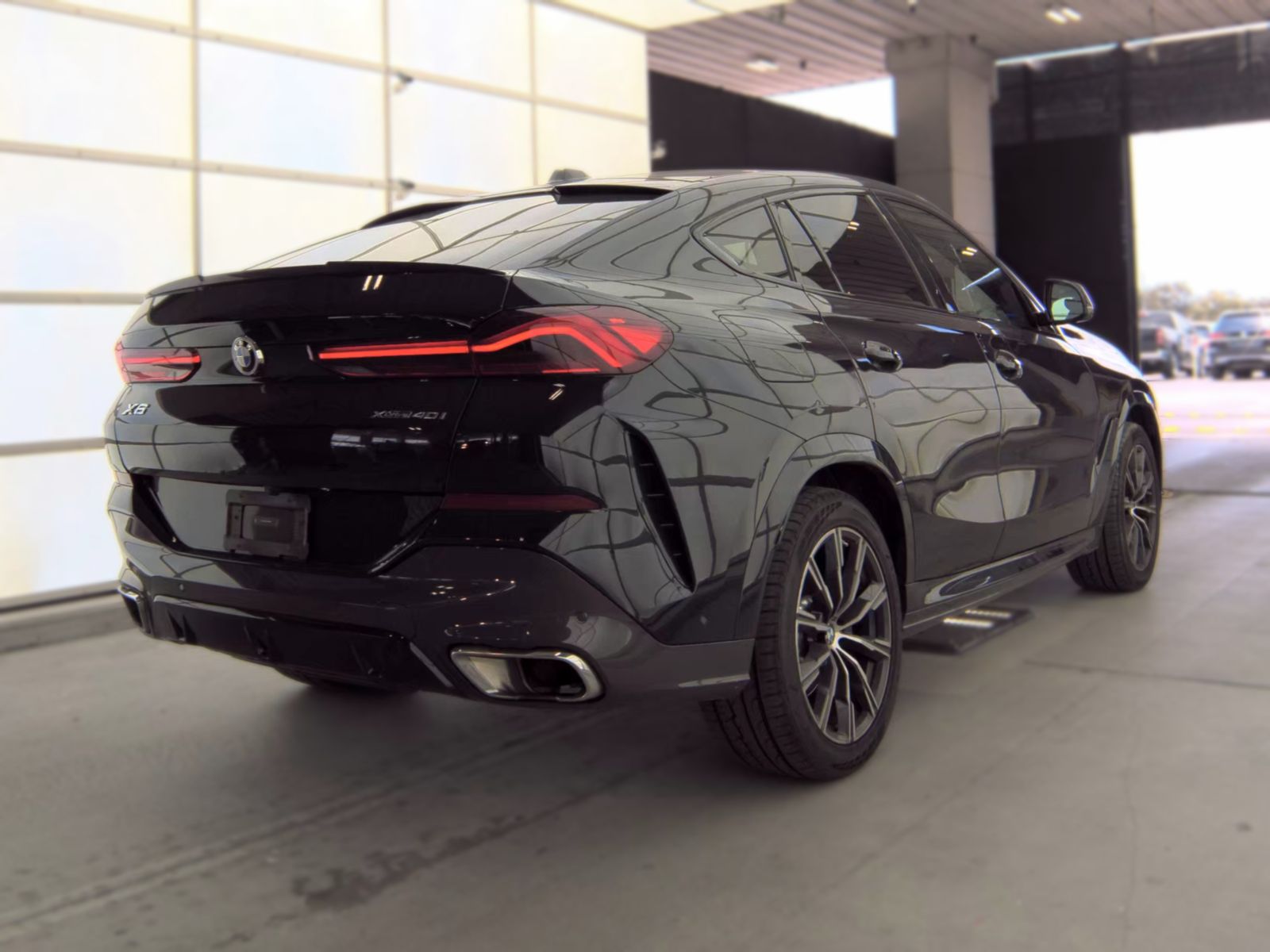 2025 BMW X6 xDrive40i AWD