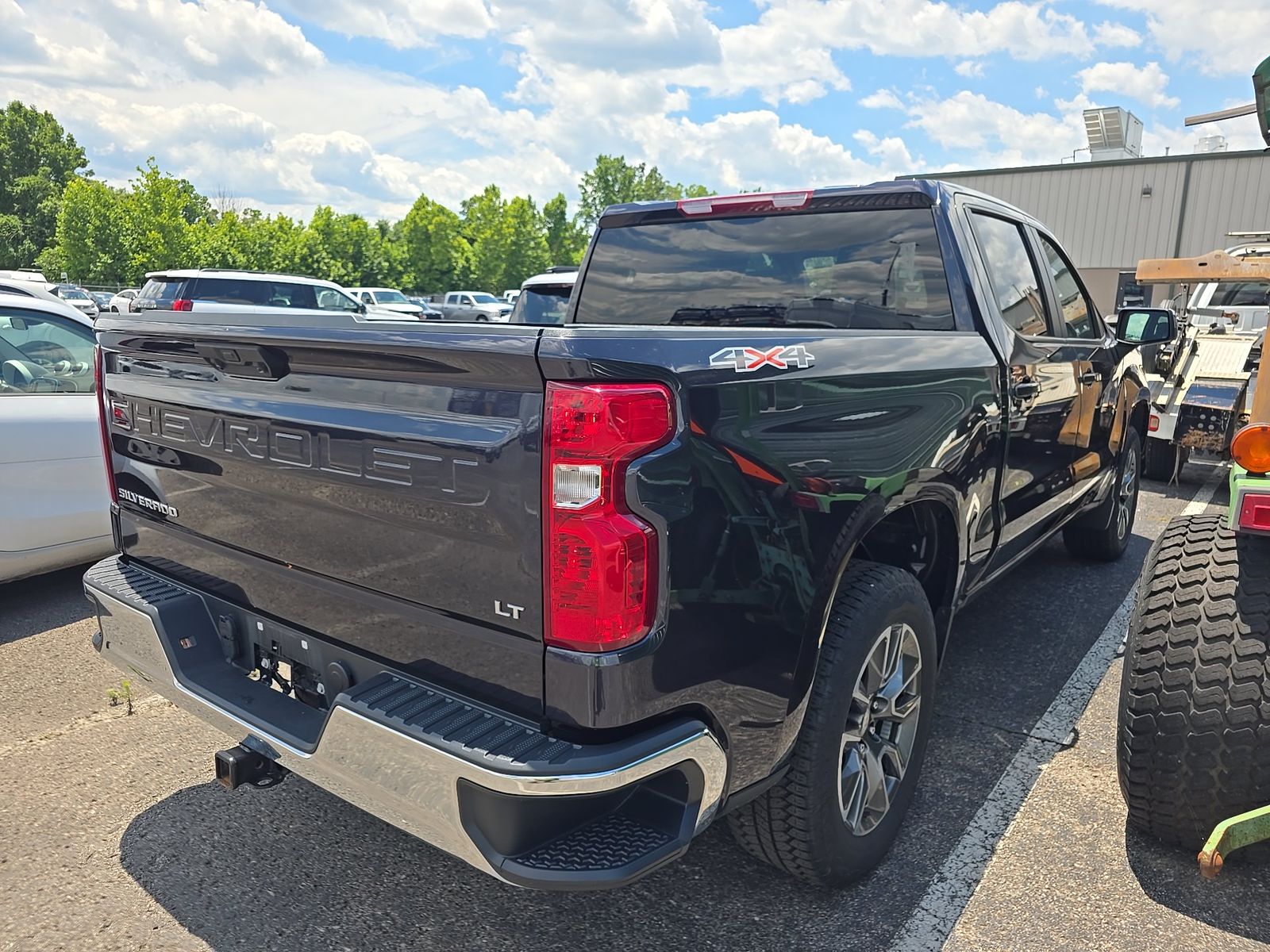 2024 Chevrolet Silverado 1500 LT AWD