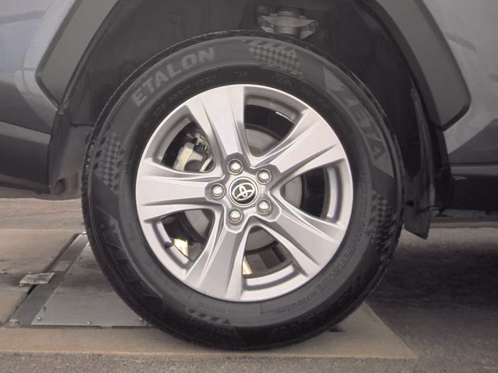 2024 Toyota RAV4 Hybrid XLE AWD