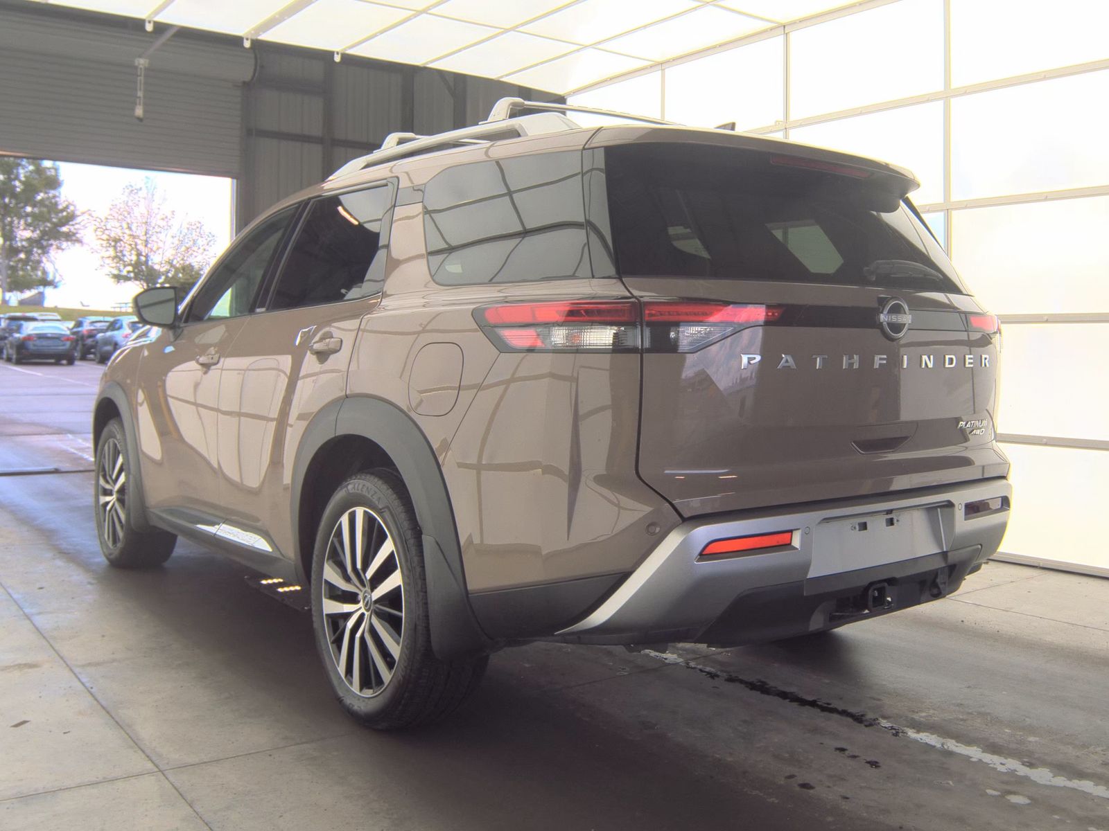 2025 Nissan Pathfinder Platinum AWD