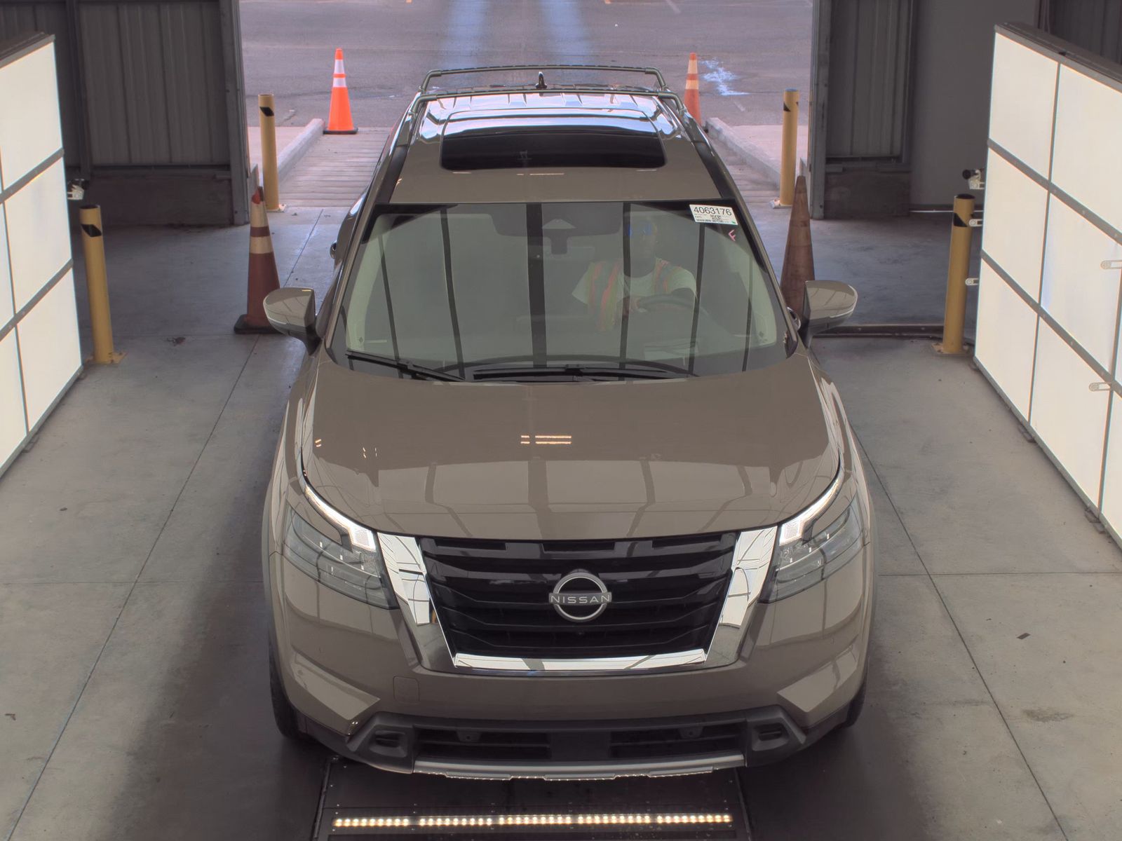 2025 Nissan Pathfinder Platinum AWD