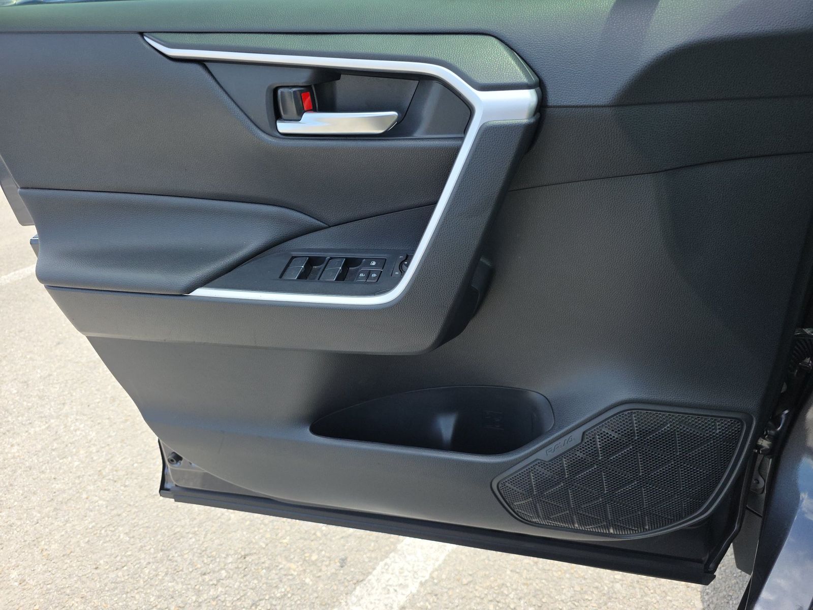 2024 Toyota RAV4 Hybrid XLE AWD