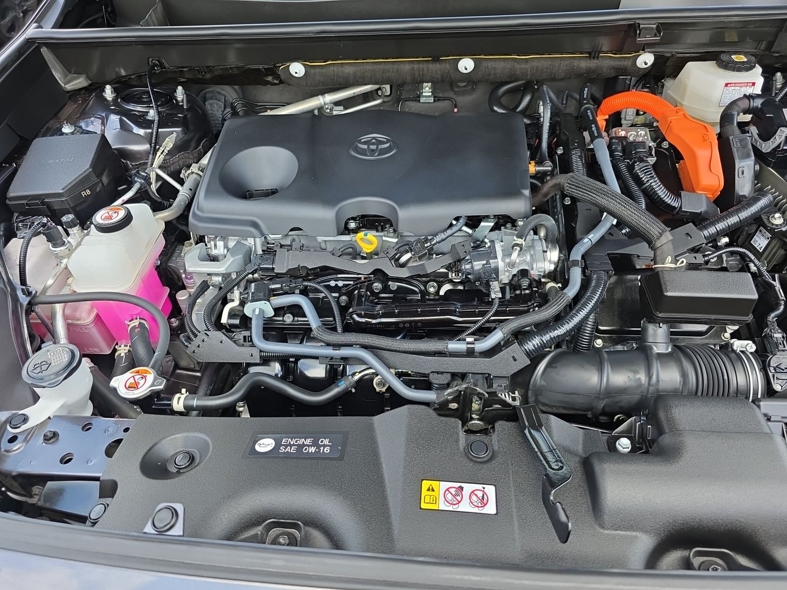 2024 Toyota RAV4 Hybrid XLE AWD