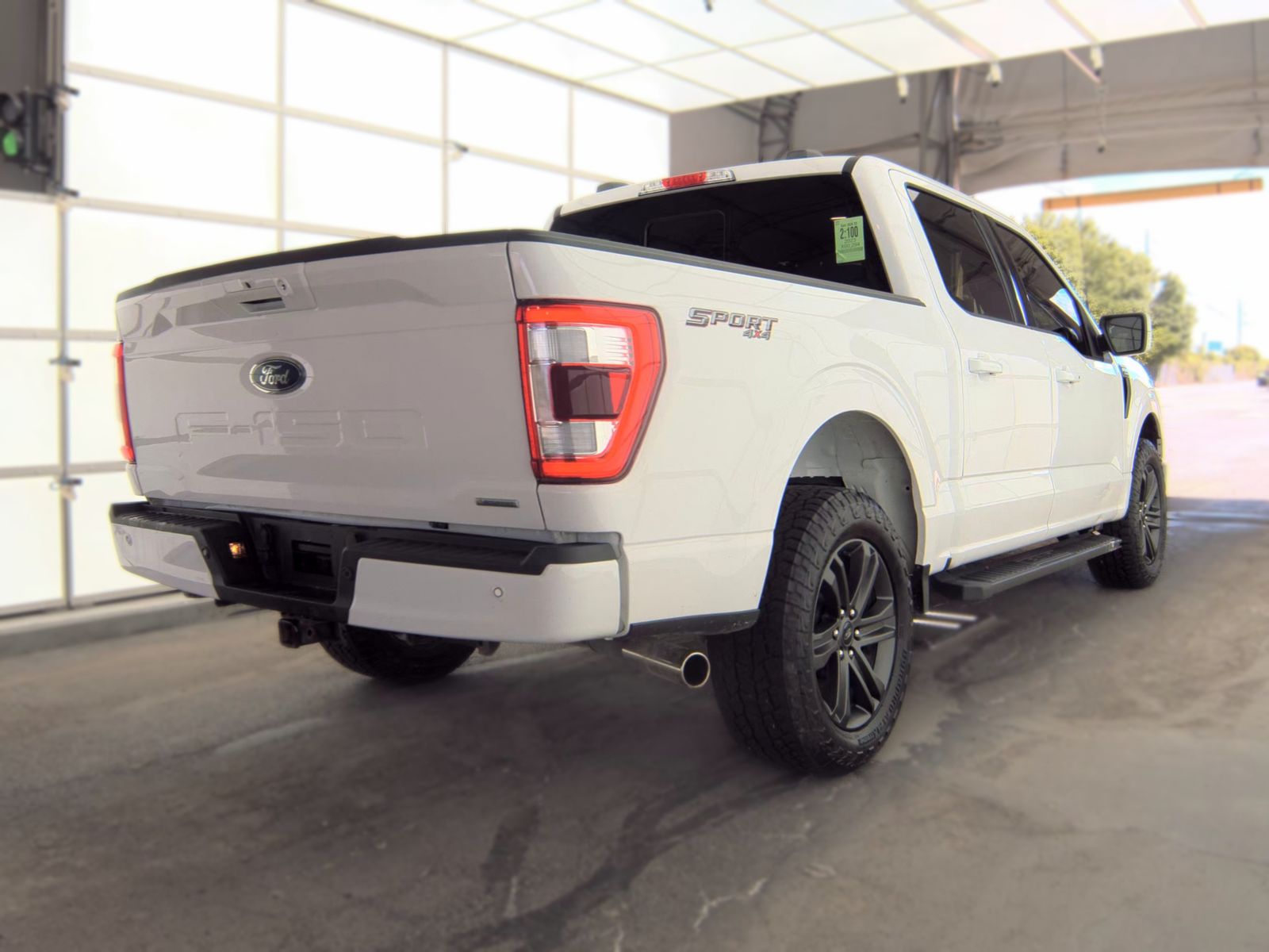2023 Ford F-150 Lariat AWD