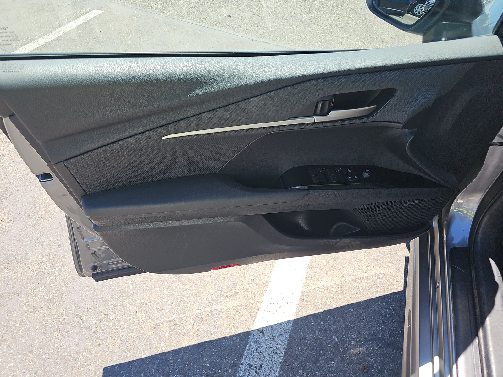 2025 Toyota Camry SE AWD