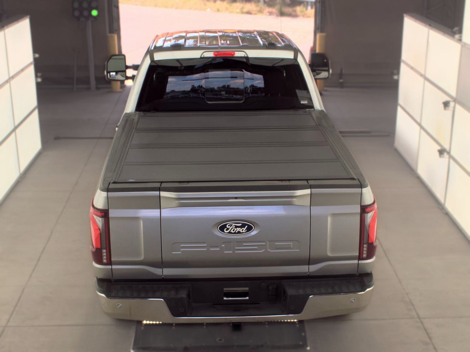 2025 Ford F-150 Lariat AWD
