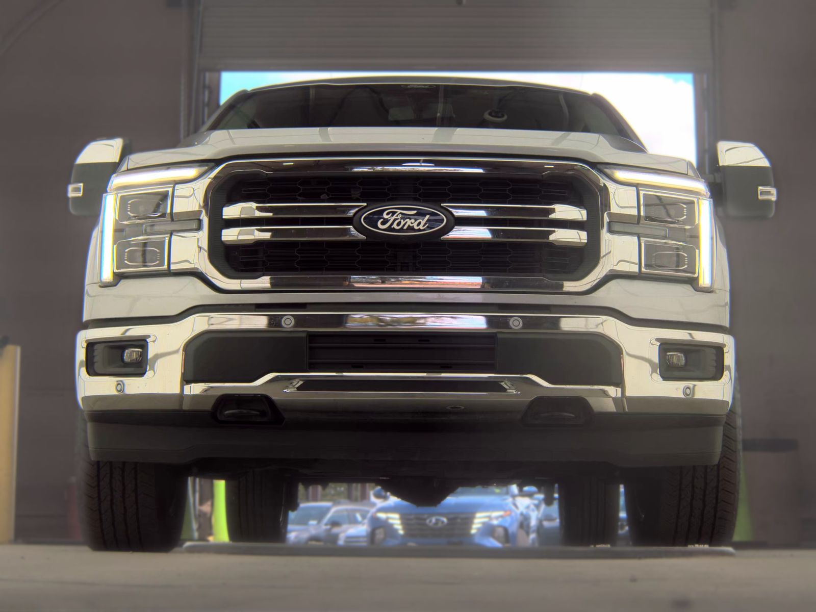2025 Ford F-150 Lariat AWD