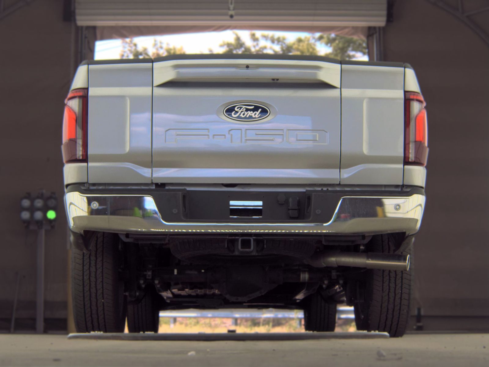2025 Ford F-150 Lariat AWD
